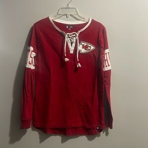 Chiefs long sleeve Vneck tie front shirt